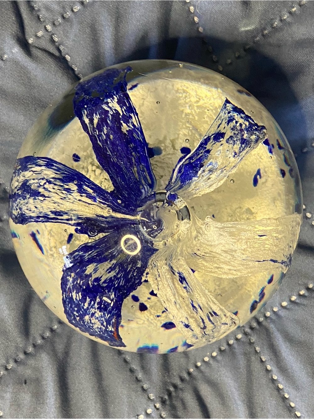MURANO Blown Glass RED Streak Imperfection Blue-White Flower Art Paperweight